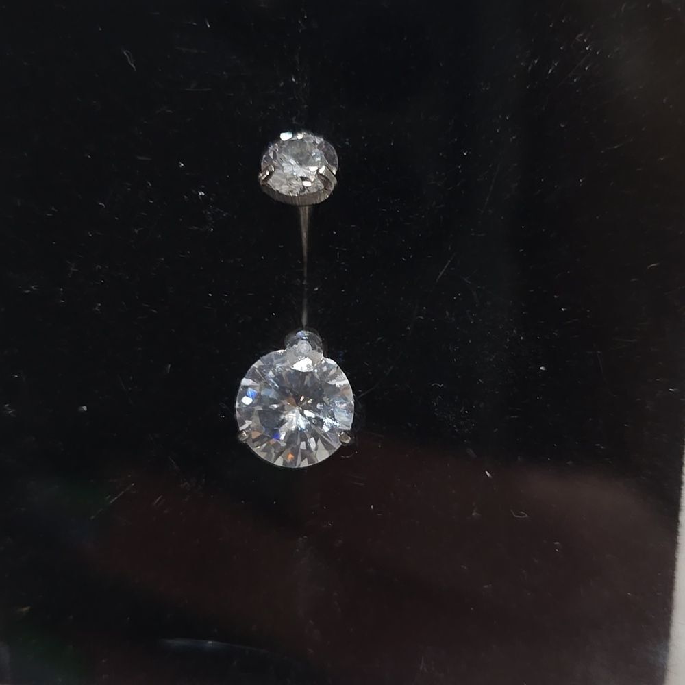 Titanium And Crystal Belly Button Ring, New In Box - Picture 2 of 5